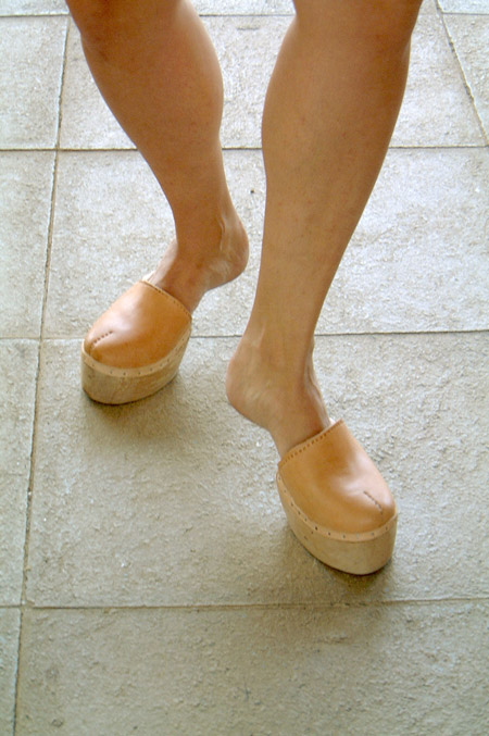 hooves